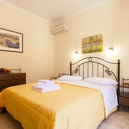 Karya Apartment